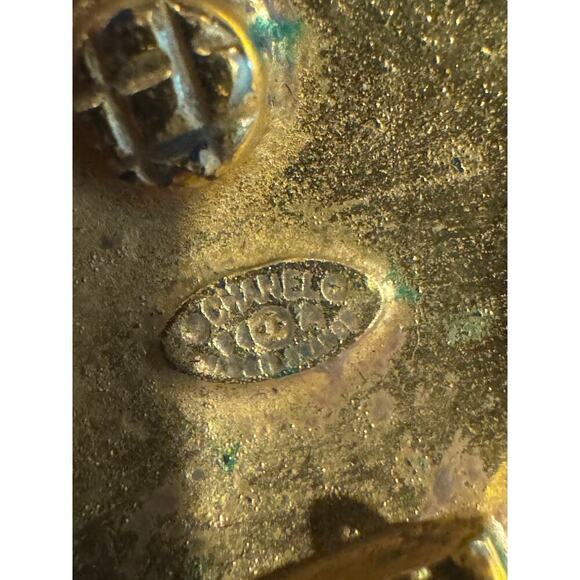 Chanel Vintage Filigree Round Clip on Earrings 24k Gold Plated Authentic CoA - Picture 4 of 5